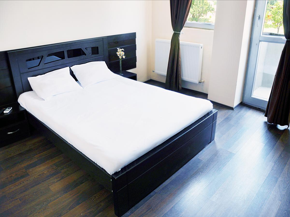 Grand Hotel Tiflis Dış mekan fotoğraf
